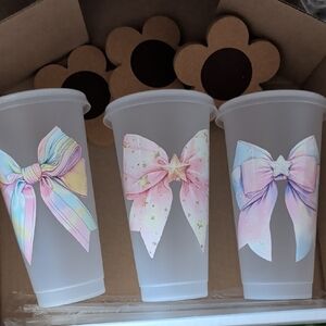 Pastel Bow Party Cups Set